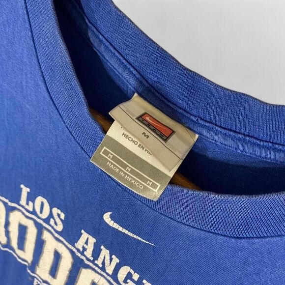 Vintage Y2K 2000s LA Dodgers Nike t-shirt - Picture 3 of 5